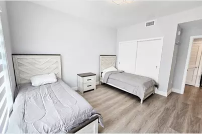1938 Jackson Street #202, Hollywood, FL 33020 - Photo 15