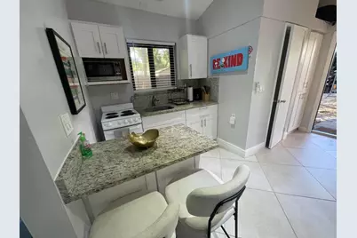 430 NE 1st Avenue #B, Fort Lauderdale, FL 33301 - Photo 11