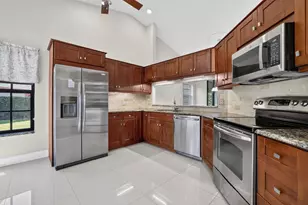 7548 Lexington Club Blvd, Delray Beach, FL 33446 - Photo 9