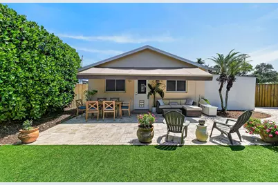 2401 Country Oaks, Palm Beach Gardens, FL 33410 - Photo 37