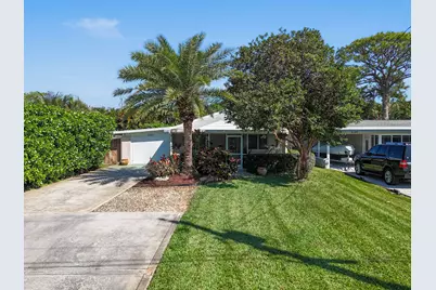 2401 Country Oaks, Palm Beach Gardens, FL 33410 - Photo 1