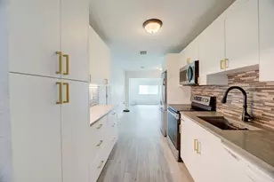 2633 NE 16th Ave, Pompano Beach, FL 33064 - Photo 15