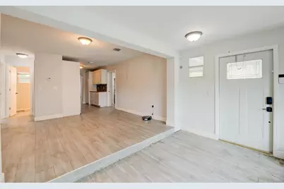 2633 NE 16th Avenue, Pompano Beach, FL 33064 - Photo 9