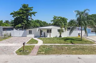 416 Tuskegee Dr, Lake Worth, FL 33462 - Photo 1