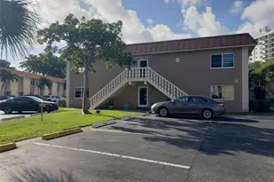 124 NE 19th Ct, Wilton Manors, FL 33305 - Photo 1
