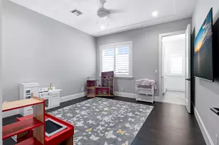 334 NE 3rd Ct, Boca Raton, FL 33432 - Photo 25
