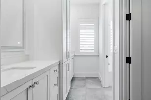 334 NE 3rd Ct, Boca Raton, FL 33432 - Photo 23