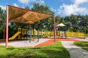 113 Royal Pk Dr, Oakland Park, FL 33309 - Photo 25