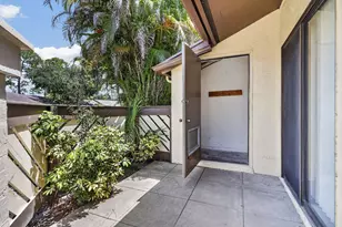 184 Mastic Tree Ct, Royal Palm Beach, FL 33411 - Photo 5
