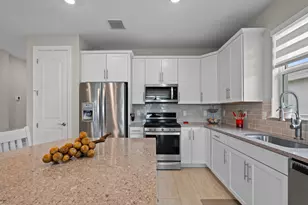 10454 SW Captiva Dr, Port Saint Lucie, FL 34987 - Photo 23