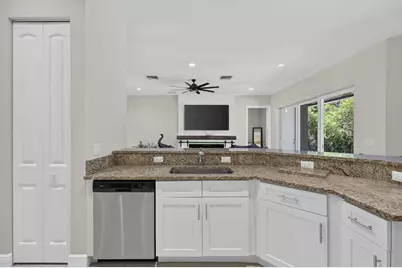 17519 Tangerine Boulevard, Loxahatchee, FL 33470 - Photo 11