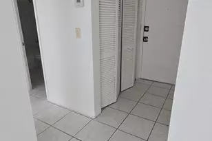3600 NW 21st St, Lauderdale Lakes, FL 33311 - Photo 3