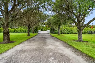 2600 Appaloosa Trail, Wellington, FL 33414 - Photo 3