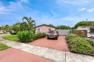 1010 SW 6th Ave, Deerfield Beach, FL 33441 - Photo 3