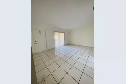 18340 Mediterranean Boulevard #2806, Hialeah, FL 33015 - Photo 3