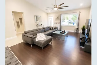 10601 NW 7th Place, Coral Springs, FL 33071 - Photo 3
