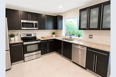 10601 NW 7th Place, Coral Springs, FL 33071 - Photo 5