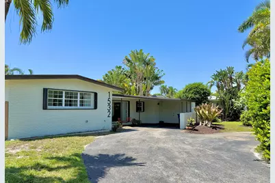 1532 NE 27th Drive, Wilton Manors, FL 33334 - Photo 11
