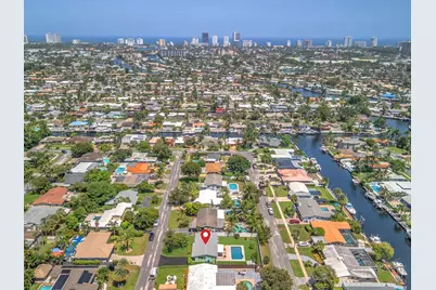 310 SE 8th Court, Pompano Beach, FL 33060 - Photo 39