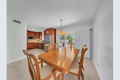 310 SE 8th Court, Pompano Beach, FL 33060 - Photo 13