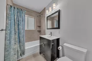 310 SE 8th Ct, Pompano Beach, FL 33060 - Photo 27