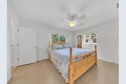 310 SE 8th Court, Pompano Beach, FL 33060 - Photo 21