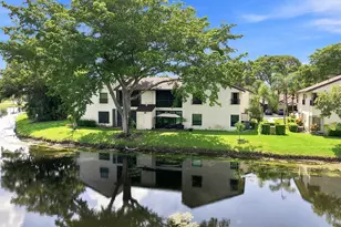 2541 N Carambola Circle N, Coconut Creek, FL 33066 - Photo 57