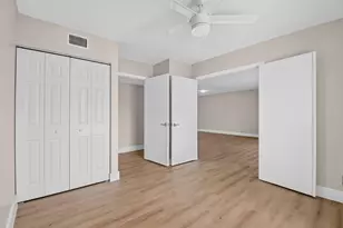 1114 Green Pine Blvd, West Palm Beach, FL 33409 - Photo 17