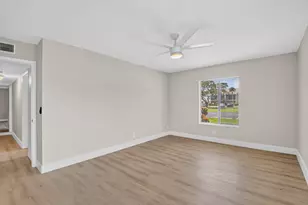 1114 Green Pine Blvd, West Palm Beach, FL 33409 - Photo 25