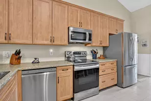 11241 Coral Reef Dr, Boca Raton, FL 33498 - Photo 13