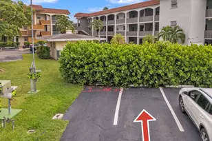 651 Pine Dr, Pompano Beach, FL 33060 - Photo 37