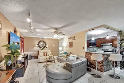 4702 Fountains Drive S #105, Lake Worth, FL 33467 - Photo 9