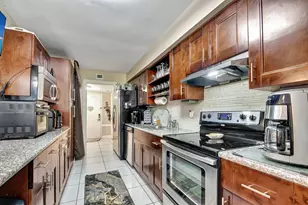 4702 Fountains Dr S, Lake Worth, FL 33467 - Photo 5