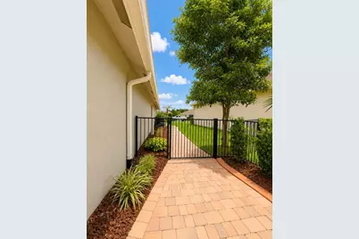 367 SW Vista Lake Drive, Port Saint Lucie, FL 34953 - Photo 23