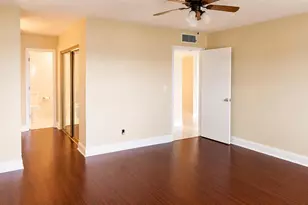 4851 NW 21st St, Lauderhill, FL 33313 - Photo 11