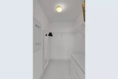 121 NE 34th Street #1210, Miami, FL 33137 - Photo 5