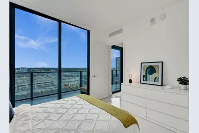 121 NE 34th Street #1210, Miami, FL 33137 - Photo 3