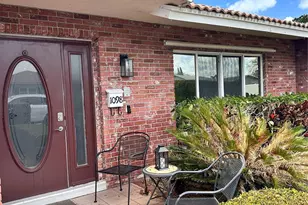 1098 NW 15th Ave, Boca Raton, FL 33486 - Photo 1