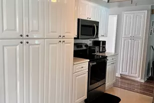 1098 NW 15th Ave, Boca Raton, FL 33486 - Photo 13