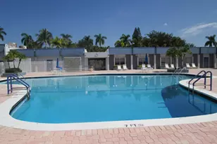 2611 W Barkley Dr W, West Palm Beach, FL 33415 - Photo 25