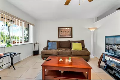 1000 SW 11th Avenue #12A BLDG E, Hallandale Beach, FL 33009 - Photo 9