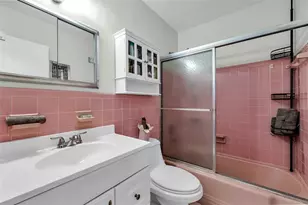 1000 SW 11th Ave, Hallandale Beach, FL 33009 - Photo 19