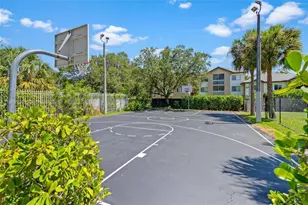 9872 NW 56th Pl, Coral Springs, FL 33076 - Photo 25