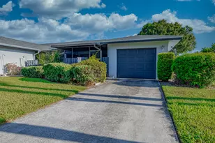 1706 N Dovetail Dr, Fort Pierce, FL 34982 - Photo 1