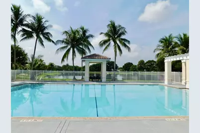 9070 Tremezzo Lane, Boynton Beach, FL 33472 - Photo 23