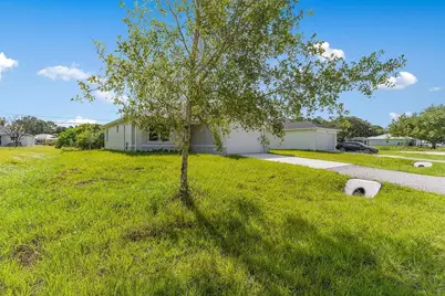 8526 102nd Court, Vero Beach, FL 32967 - Photo 5