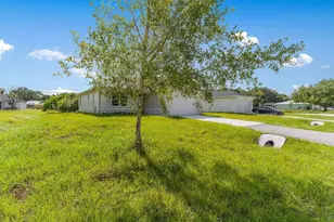 8526 102nd Ct, Vero Beach, FL 32967 - Photo 5