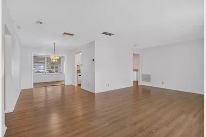 1055 NW 72nd Terrace NW, Margate, FL 33063 - Photo 9