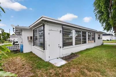 1055 NW 72nd Terrace NW, Margate, FL 33063 - Photo 5