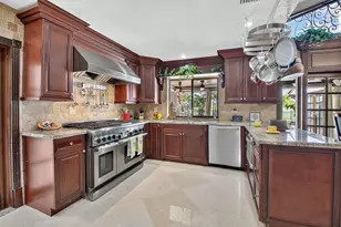 663 Deer Creek Hollows Circle, Deerfield Beach, FL 33442 - Photo 11